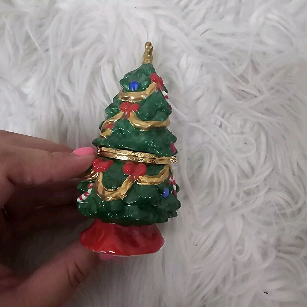 "A Cup Of Christmas Tea" Hinged Trinket Box Christmas Tree Green - Picture 2 of 8